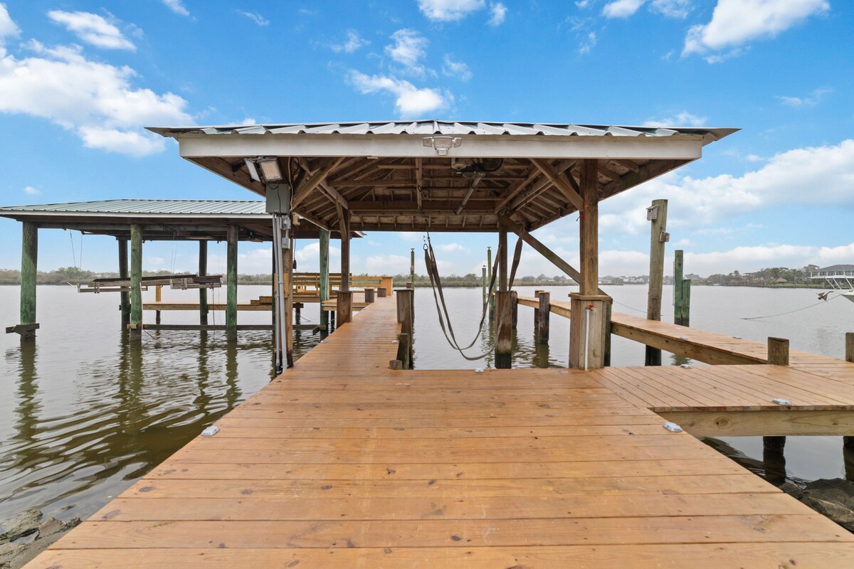 Escape Summer w/ Backyard, BBQ, Fishing & Crabbing - Photo 7